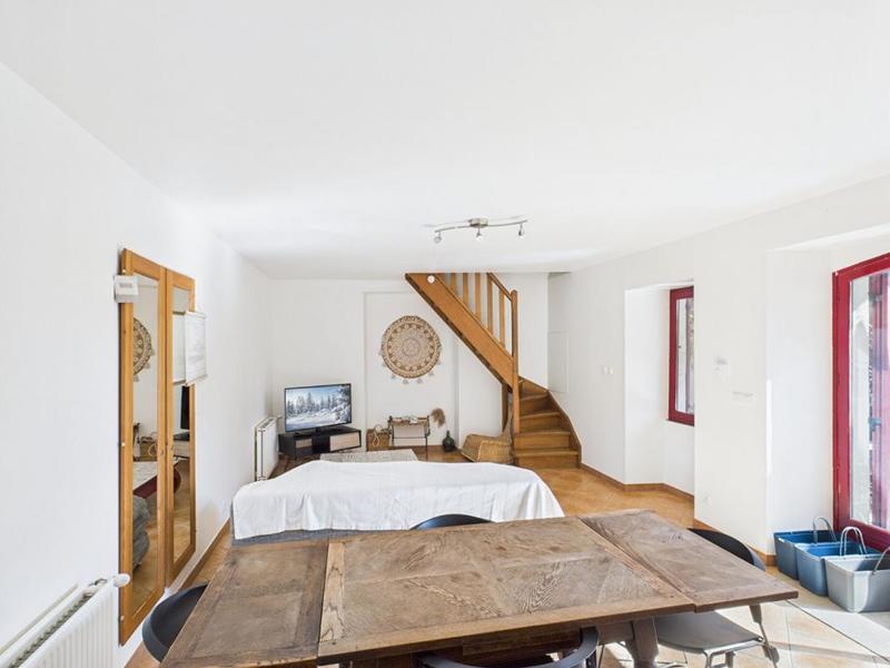 Maison - 640 m² - 26 pièces