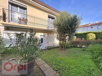 Pavillon - 149 m² - 6 pièces