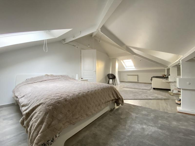 Villa - 183 m² - 7 pièces