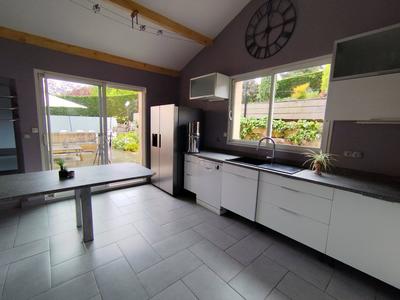 Maison - 144 m² - 7 pièces