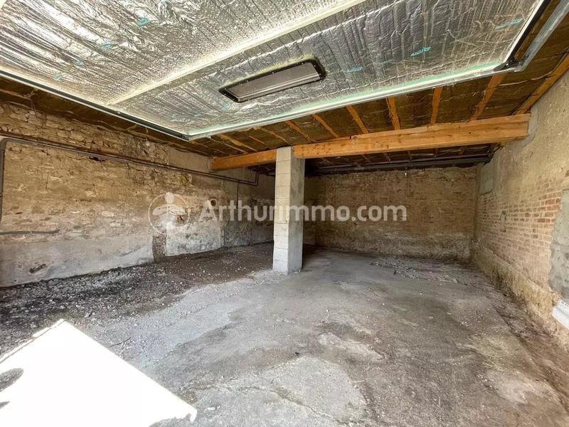 Maison - 270 m² - 8 pièces