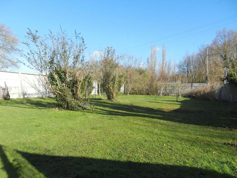 Terrain constructible - 672 m²