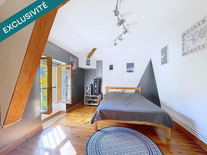 Maison - 138 m² - 8 pièces