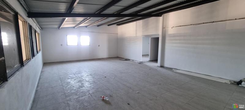 Local commercial - 391 m² - 1 pièce