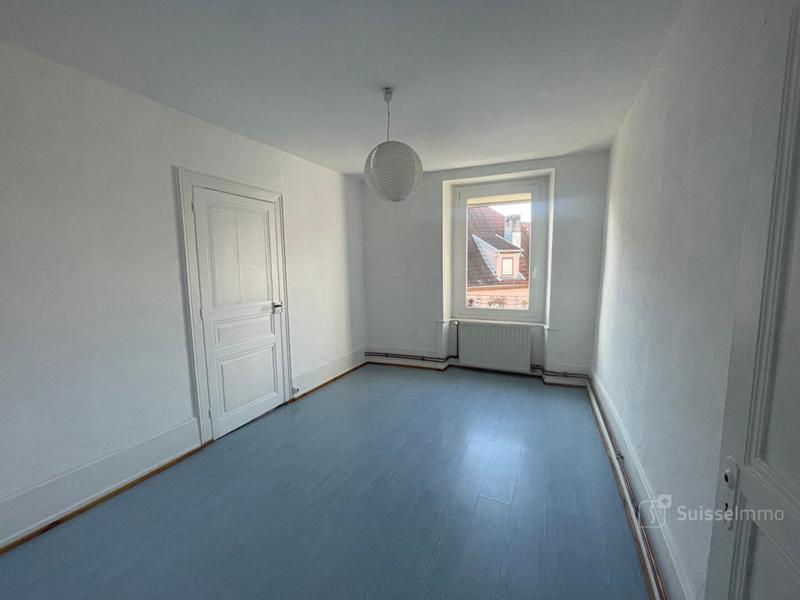 Appartement - 90 m² - 4 pièces