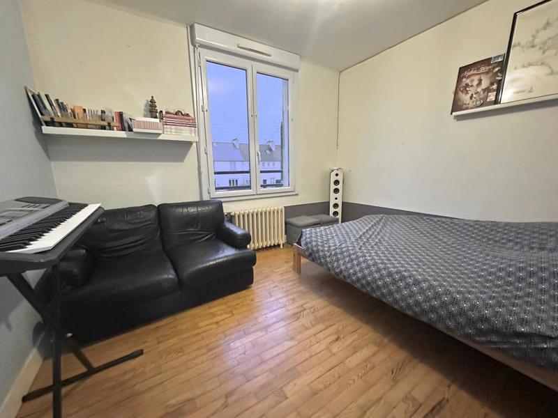 Maison - 95 m² - 5 pièces