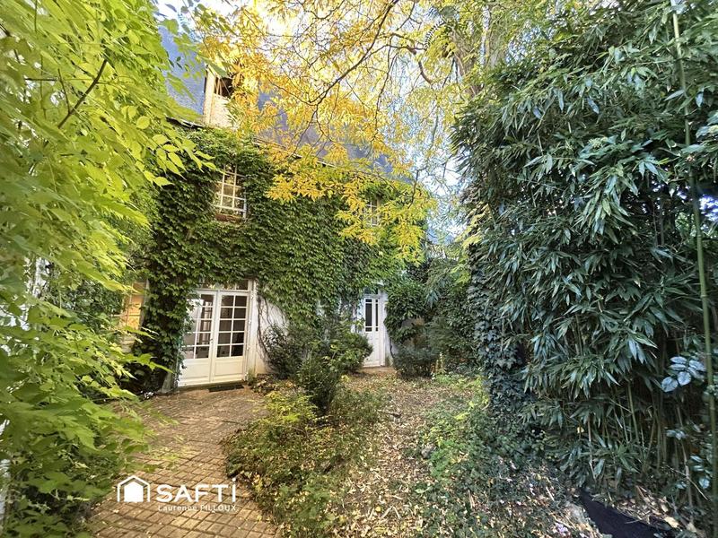 Maison - 270 m² - 12 pièces