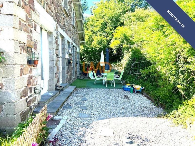 Maison - 121 m² - 6 pièces