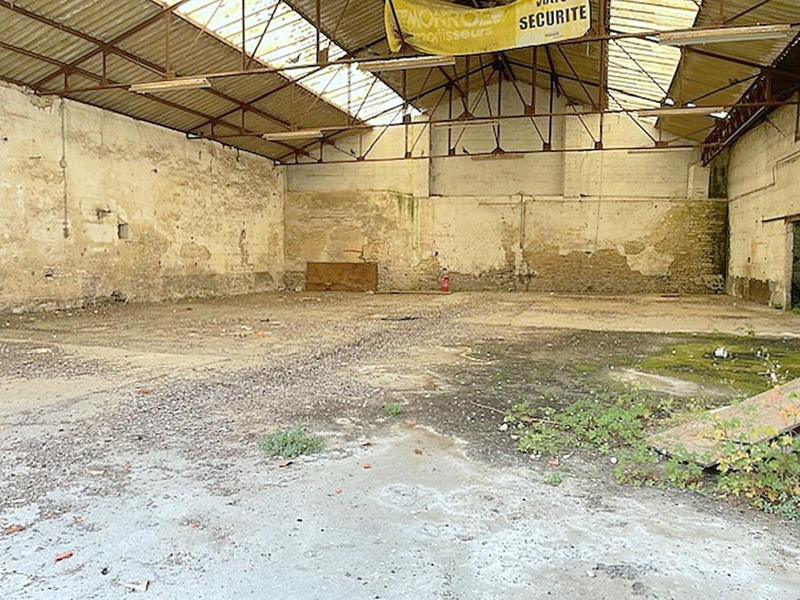 Grange - 409 m² - 4 pièces