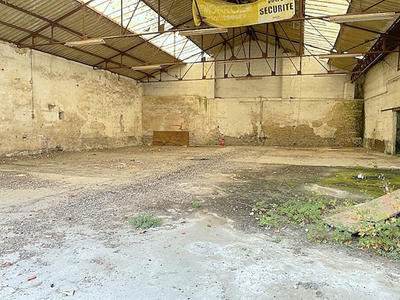 Grange - 409 m² - 4 pièces