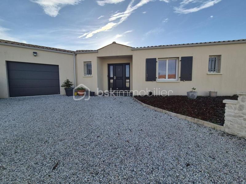 Maison - 157 m² - 8 pièces