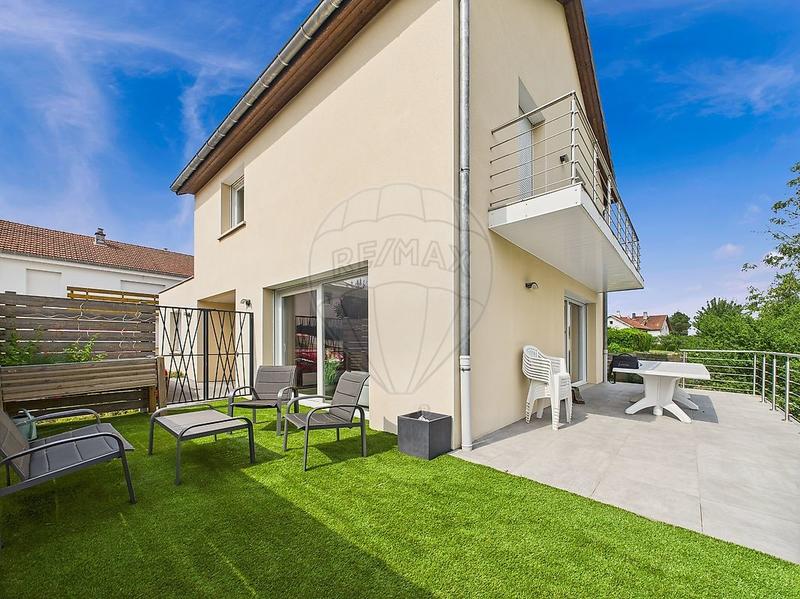 Maison - 148 m² - 5 pièces