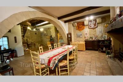 Maison - 282 m² - 11 pièces