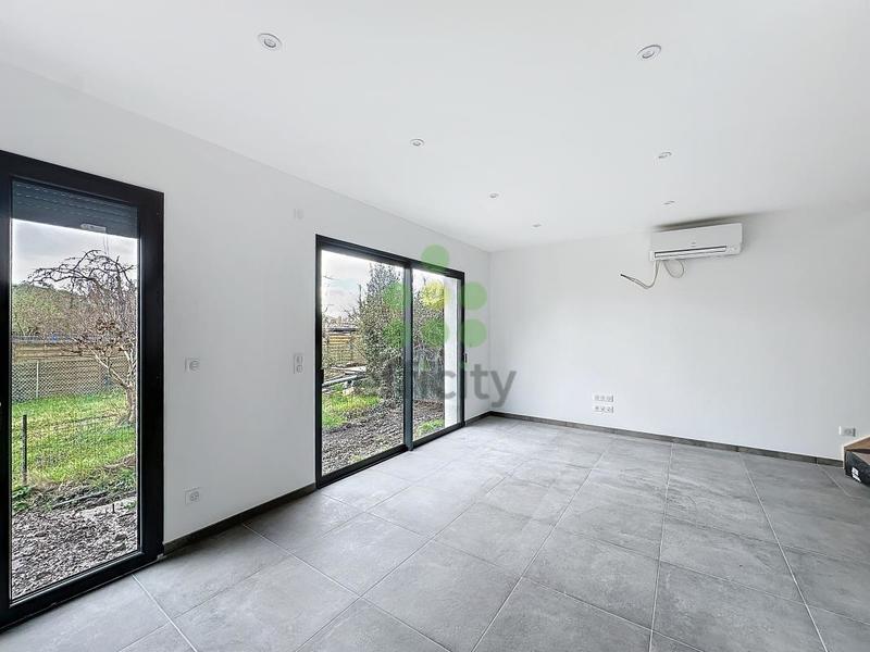 Maison - 85 m² - 4 pièces