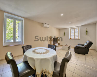 Appartement - 95 m² - 5 pièces