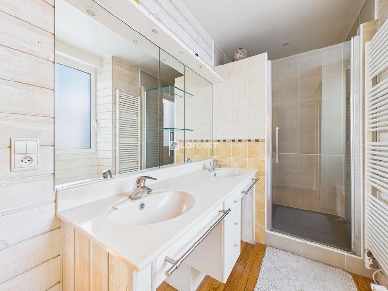 Maison - 152 m² - 7 pièces