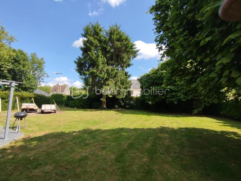 Maison - 248 m² - 11 pièces