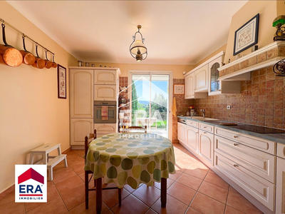 Maison - 145 m² - 7 pièces