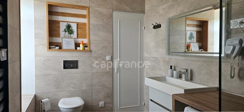 Longère - 232 m² - 11 pièces