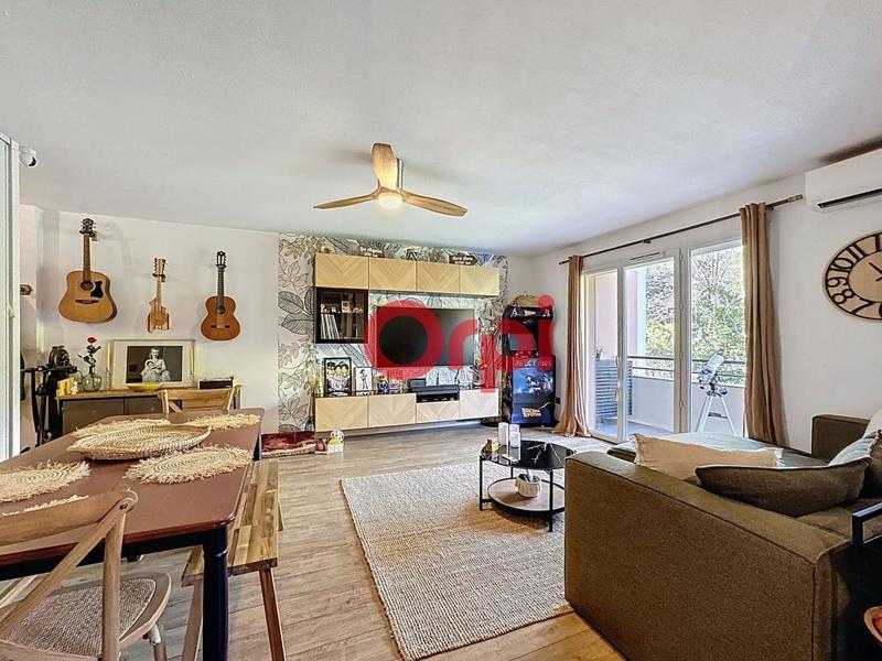 Appartement - 71 m² - 3 pièces