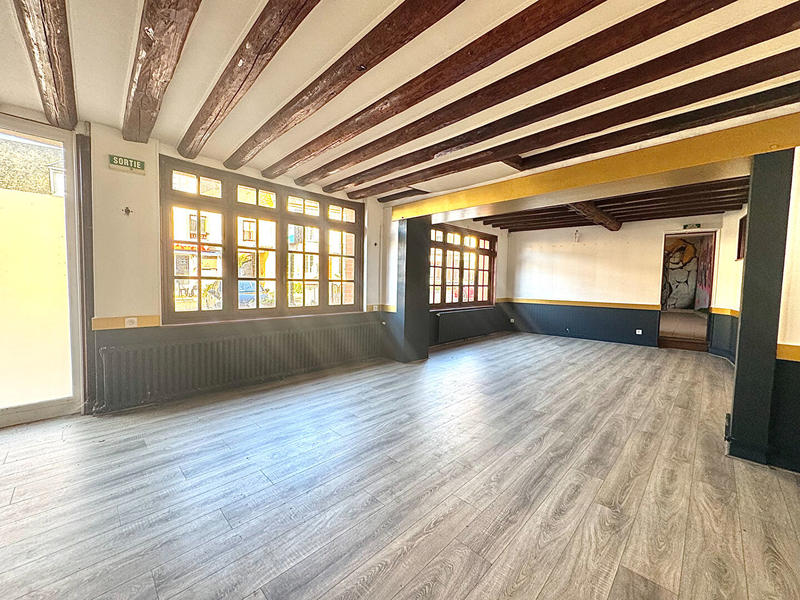 Immeuble - 304 m² - 8 pièces