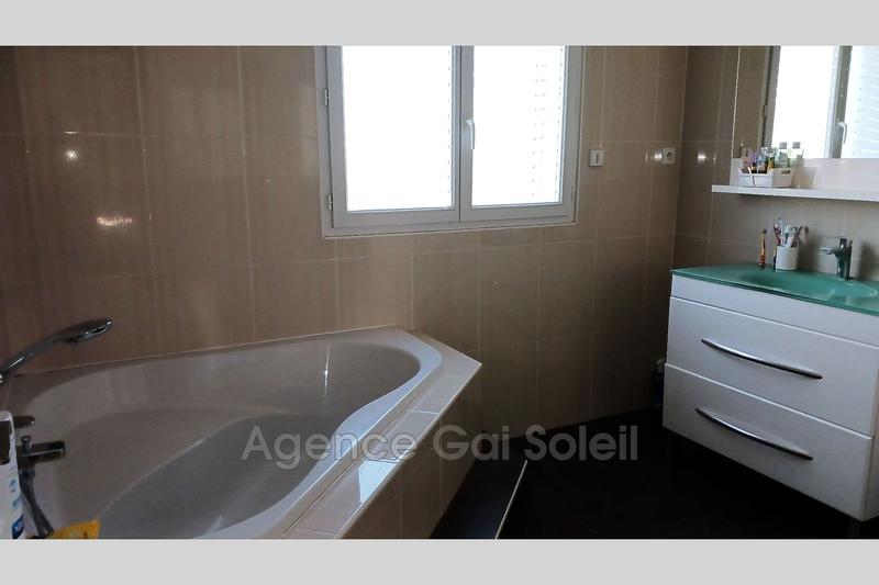 Villa - 150 m² - 5 pièces