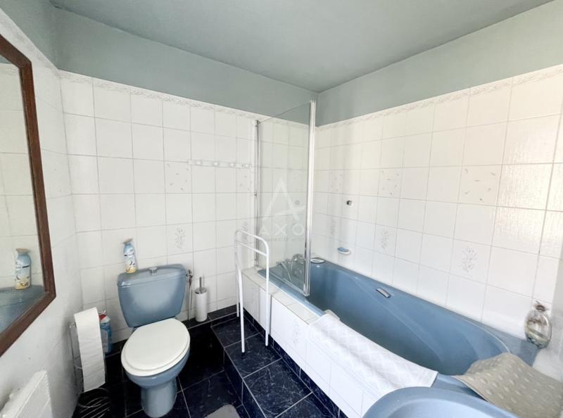 Maison en pierre - 187 m² - 9 pièces