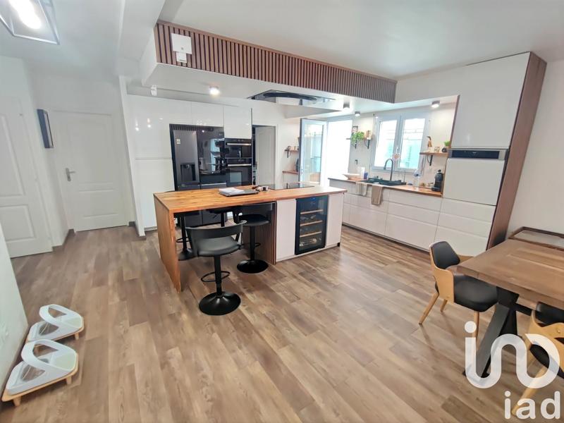 Maison - 158 m² - 6 pièces