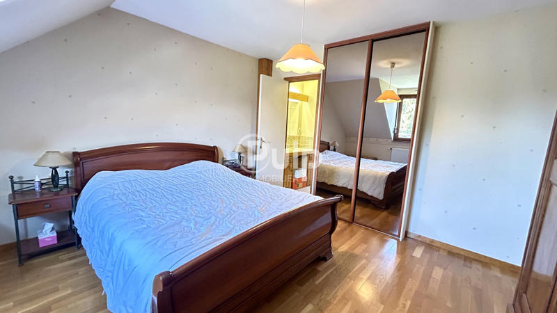 Pavillon - 155 m² - 7 pièces