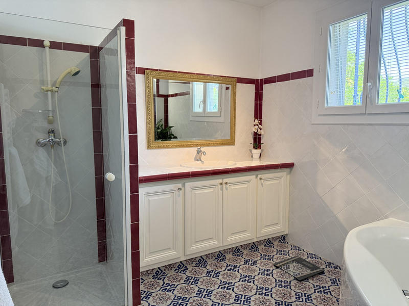 Maison - 174 m² - 5 pièces