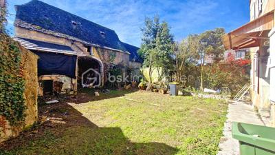 Maison de village - 142 m² - 8 pièces