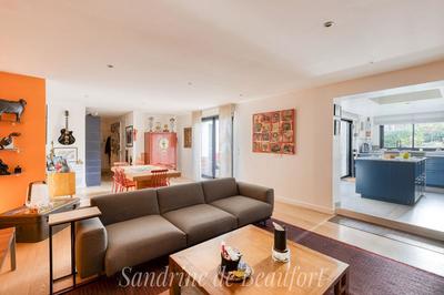 Appartement - 184 m² - 6 pièces