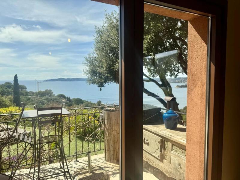 Maison - 210 m² - 7 pièces