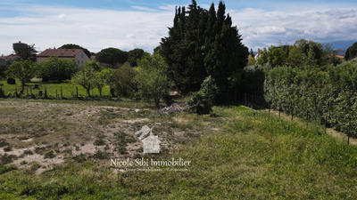 Terrain - 687 m²