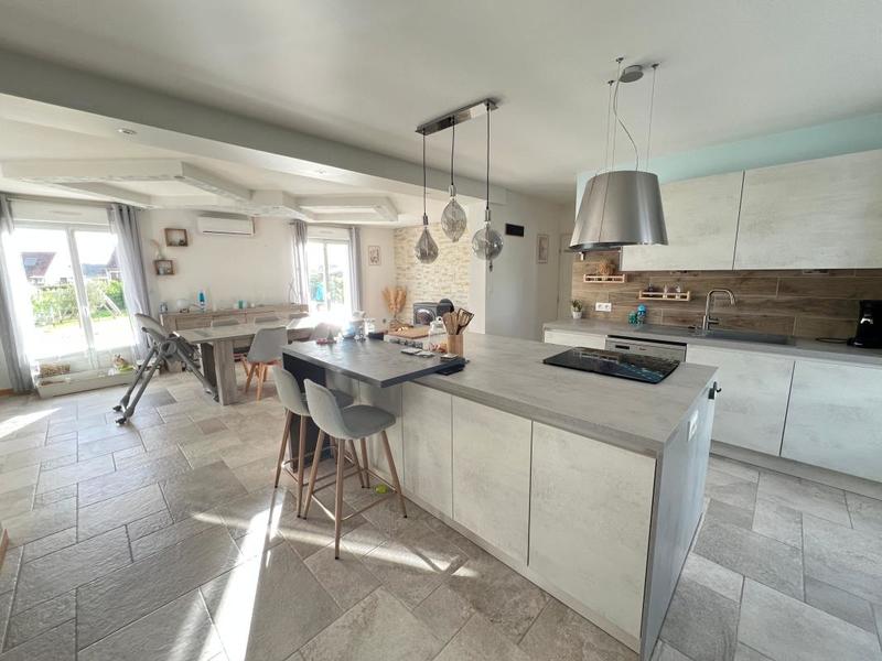 Maison - 165 m² - 6 pièces