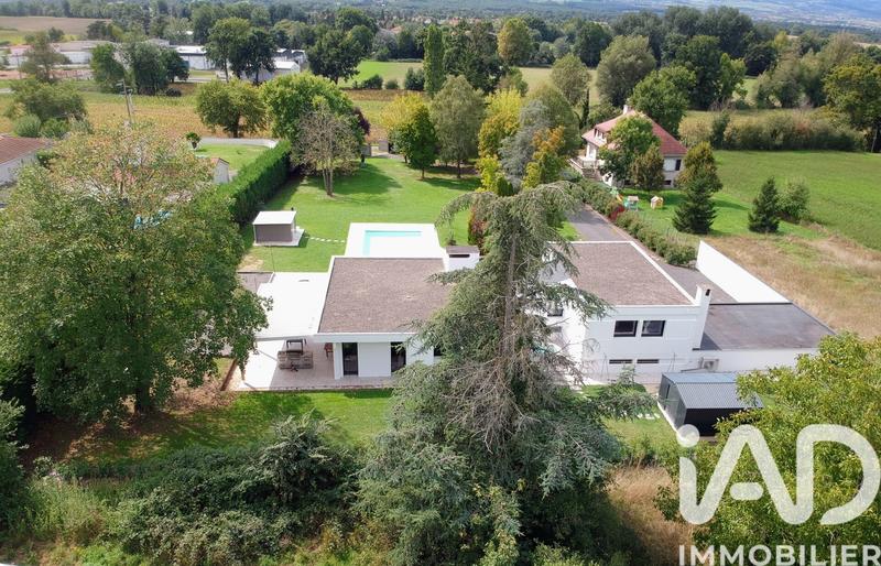 Maison de maîtres - 208 m² - 6 pièces