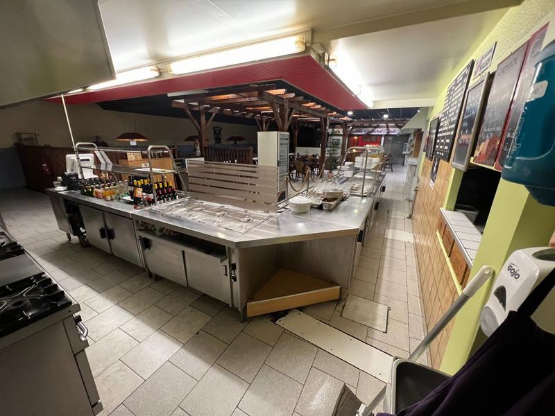 Local commercial - 660 m² - 11 pièces