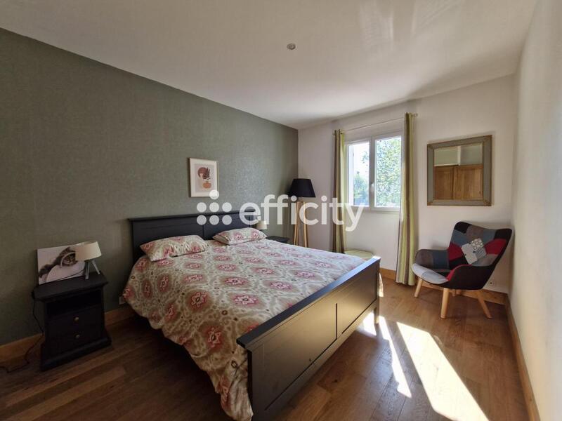 Maison - 137 m² - 7 pièces