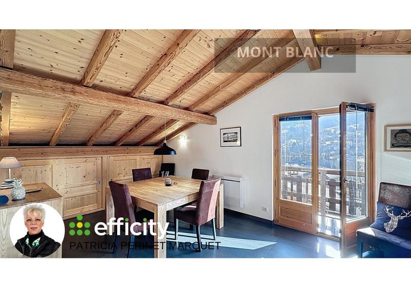 Maison - 313 m² - 9 pièces