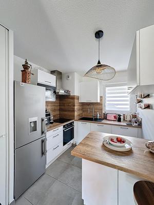 Appartement - 85 m² - 4 pièces