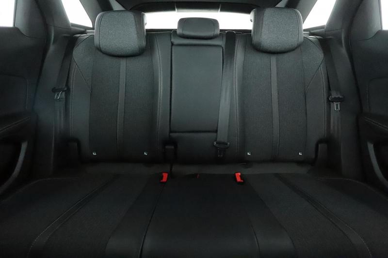 Peugeot 3008 1.5 Blue-HDi Gt Line 130 ch