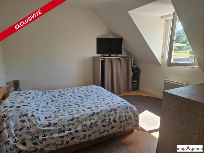 Maison traditionnelle - 144 m² - 5 pièces