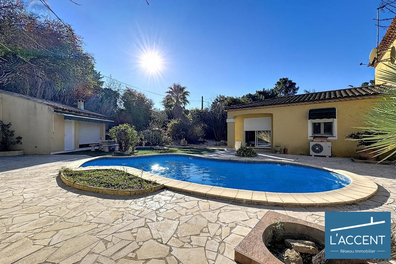 Maison - 163 m² - 6 pièces