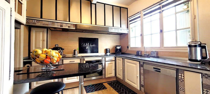 Maison - 140 m² - 6 pièces