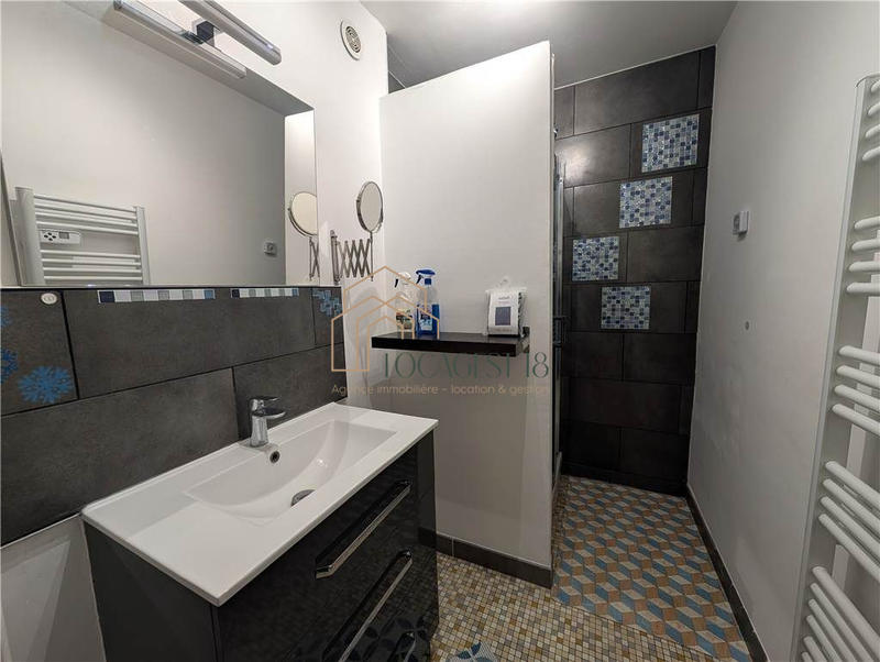 Appartement - 60 m² - 3 pièces