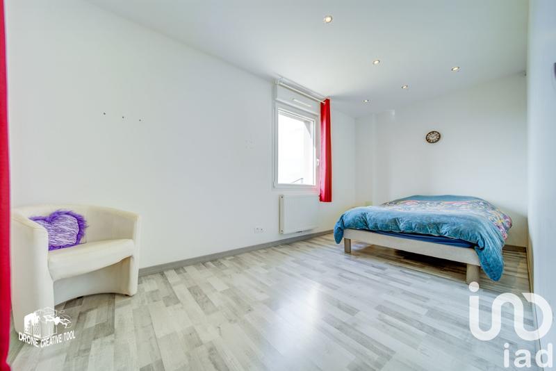 Maison - 93 m² - 5 pièces