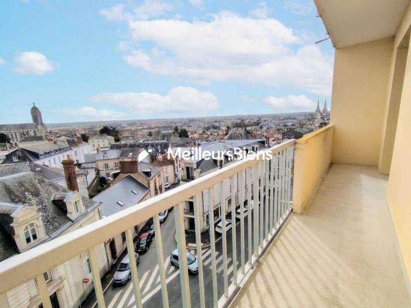 Appartement - 80 m² - 4 pièces