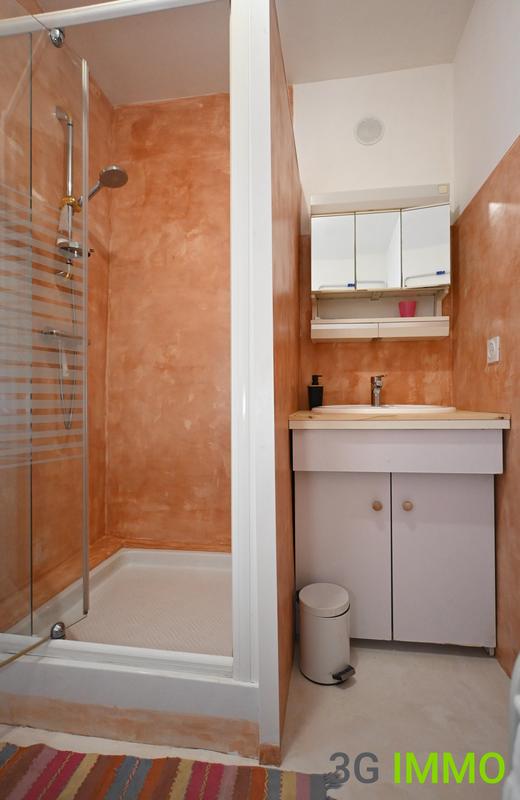 Appartement - 82 m² - 3 pièces