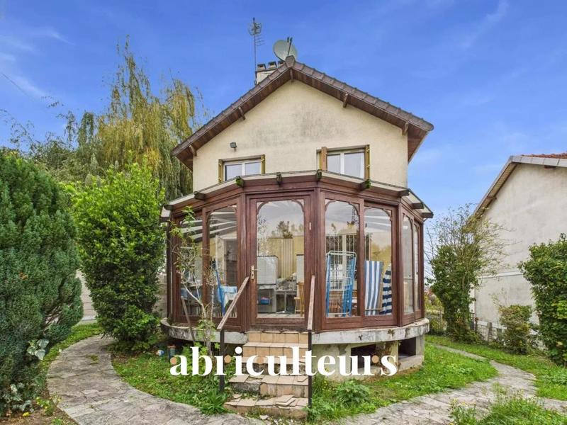 Appartement - 76 m² - 5 pièces