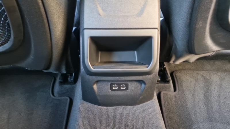 Bmw Série 1 F40 118i 136 Ch Lounge